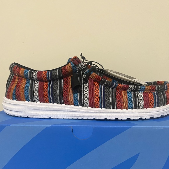 Hey dude Desert Horizon - Picture 2 of 2